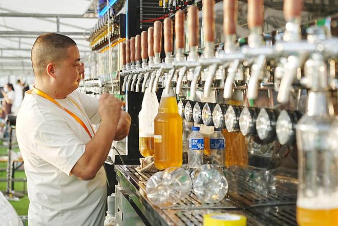 聚享西海岸 嗨啤张家楼 青岛西海岸新区张家楼街道首届啤酒文化大集盛大启幕